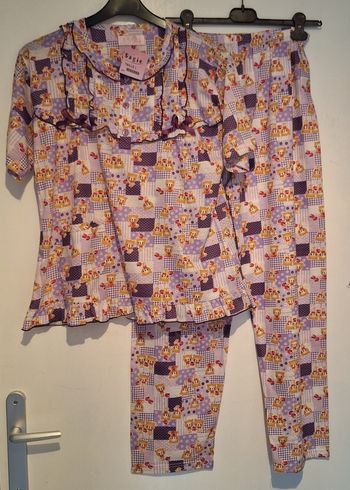 Pyjama deux pièces imprimé oursons neuf avec étiquette