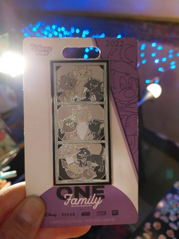 Pins Disney aristochats chaton officiel