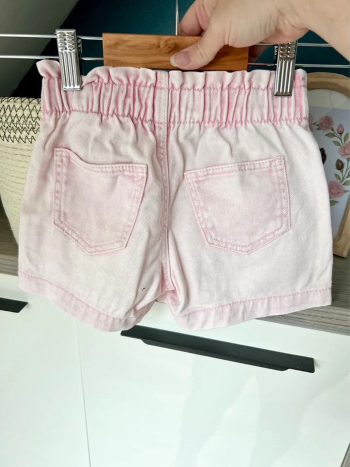 Short jean H&M rose, 4 ans - photo numéro 4
