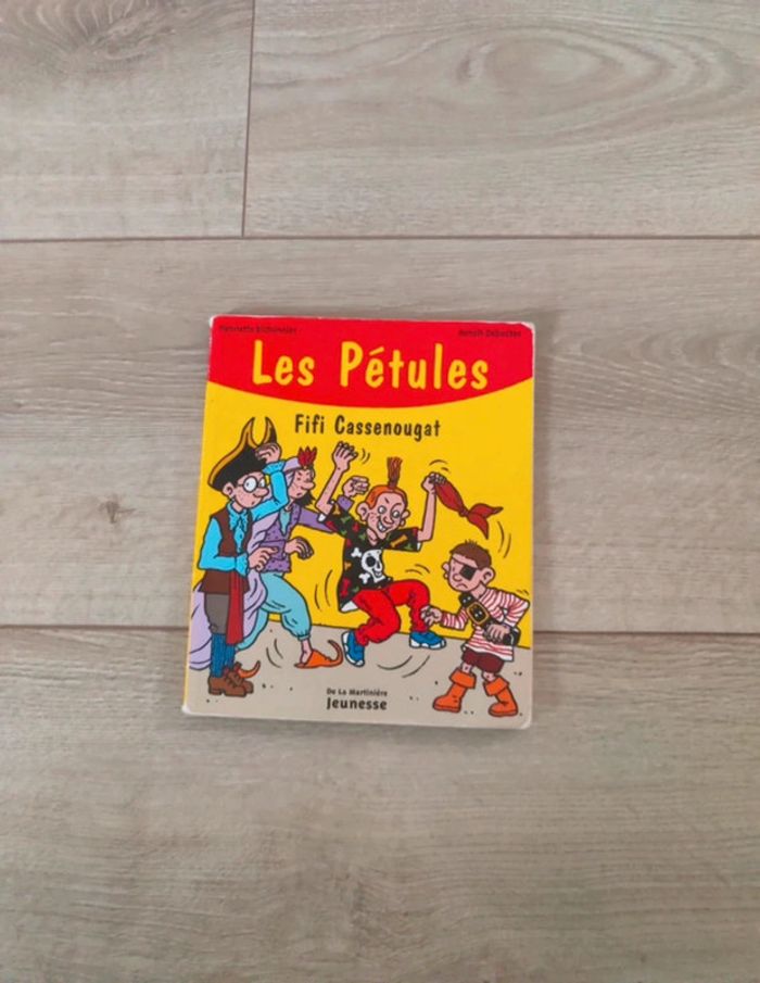 Livre (les pétules)