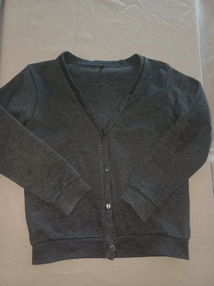 Superbe gilet à boutons 6 ans garçon - photo numéro 5