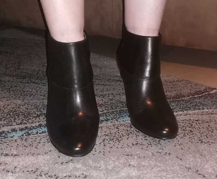 Bottines cuir noir NEUVES - photo numéro 8