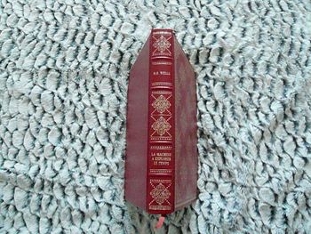 Livre de H.G. Wells « La machine à explorer le temps »