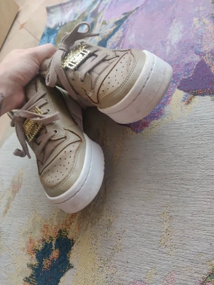 Basket adidas - photo numéro 4