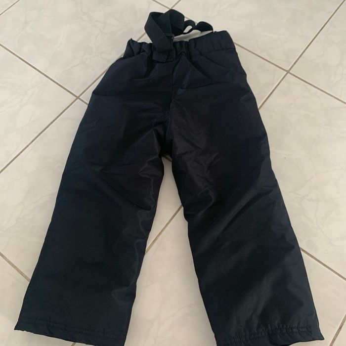 Pantalon ski 3/4 ans neuf