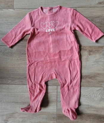 Pyjama velours taille 12 mois