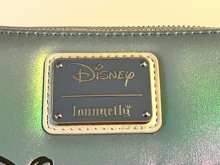 Portefeuille Loungefly Disney 100 Stitch - photo numéro 8