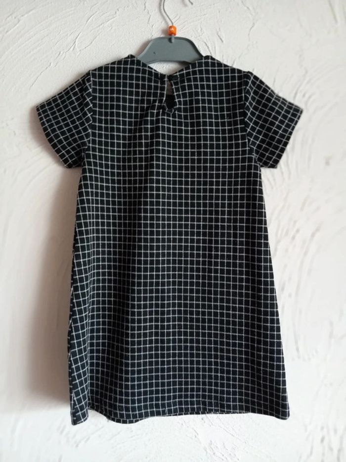Robe a carreaux - photo numéro 3