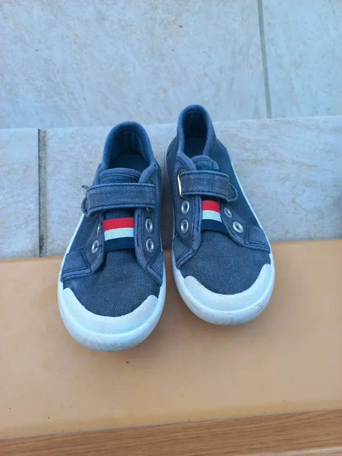 Tennis toile garçon t 27