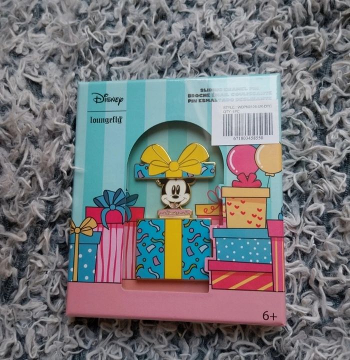 Pins Disney loungefly mickey