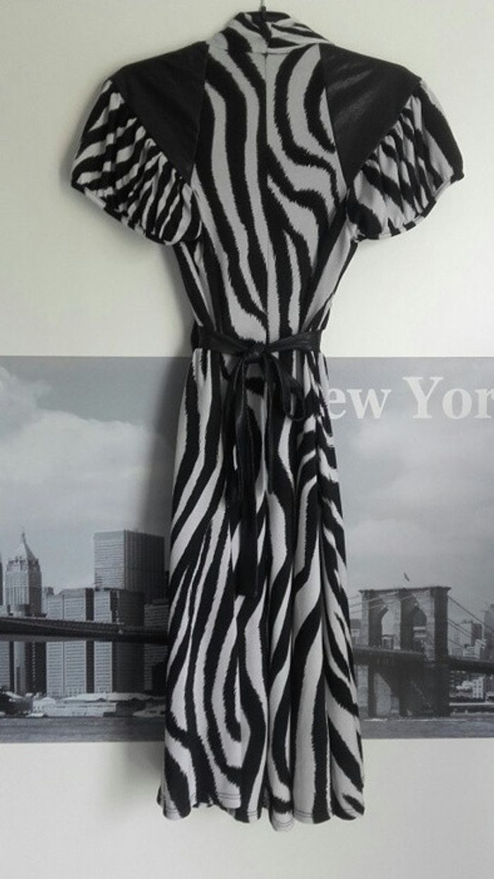 Robe zebree Morgan état neuf - photo numéro 2