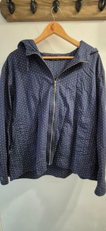 Veste a capuche légère