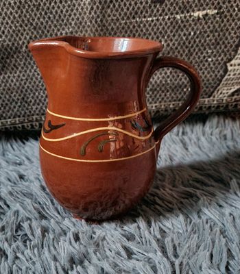 Pichet vintage en terre cuite