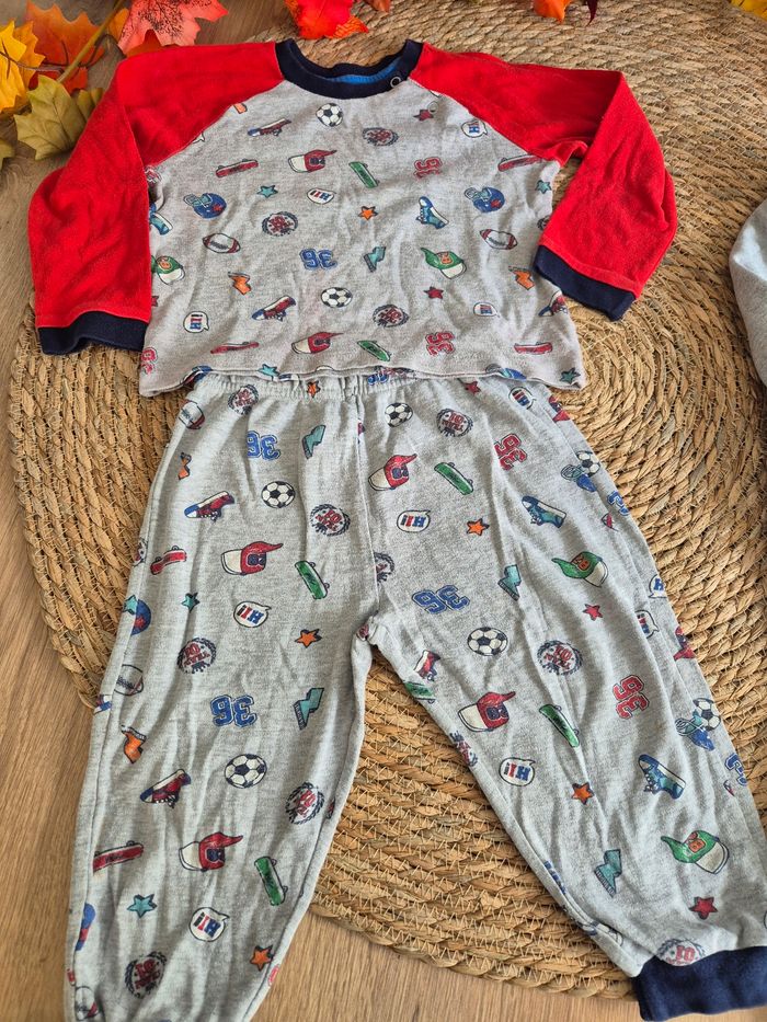 2 pyjamas 2 pièces en coton 3 ans Primark - photo numéro 4