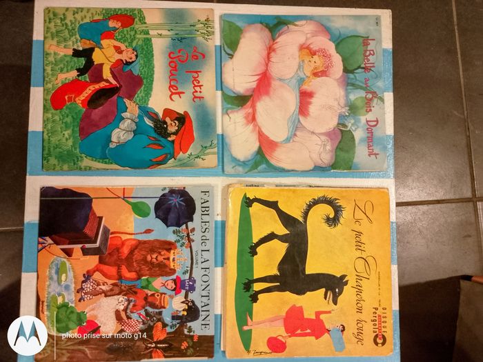 Vinyles : Lot de 7 disques vinyles 45T pour enfants - photo numéro 2