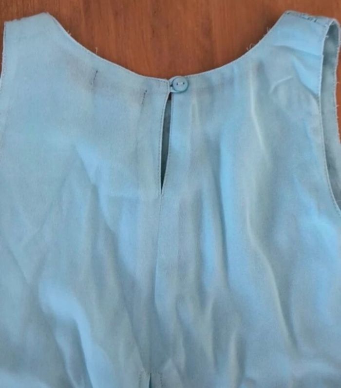 Tee shirt sans manche bleu turquoise à dentelles - photo numéro 6