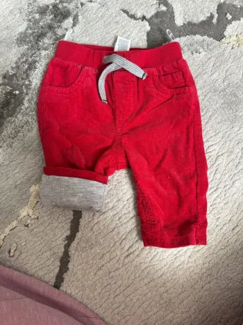 Pantalon rouge