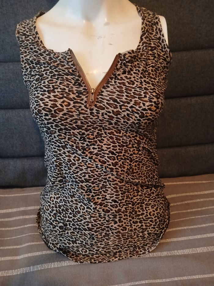 Top leopard