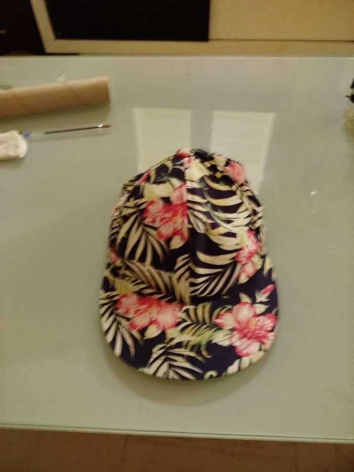 Casquette fleuri