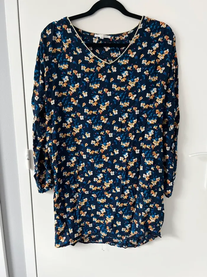 Robe midi bleu marine à fleurs - photo numéro 5