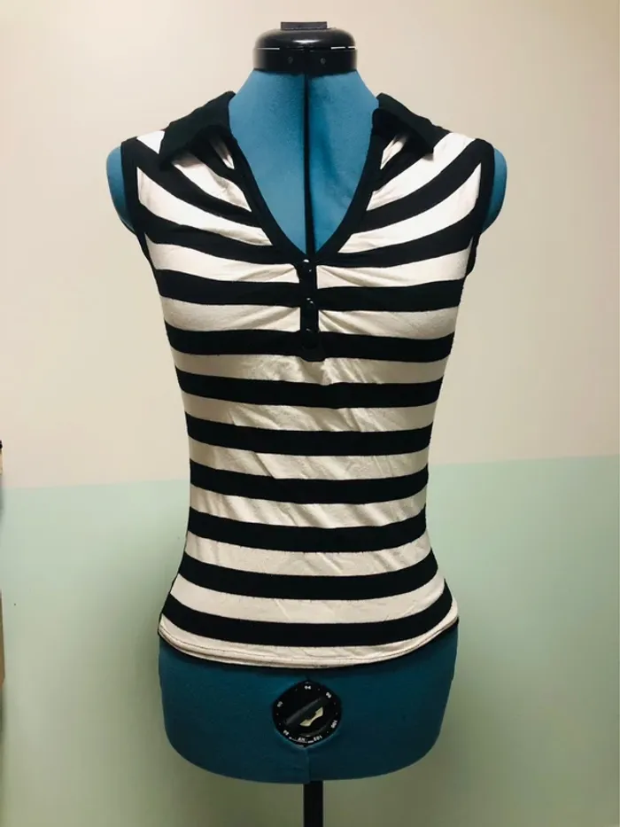 TEE shirt débardeur à rayures blanc et noir taille 1