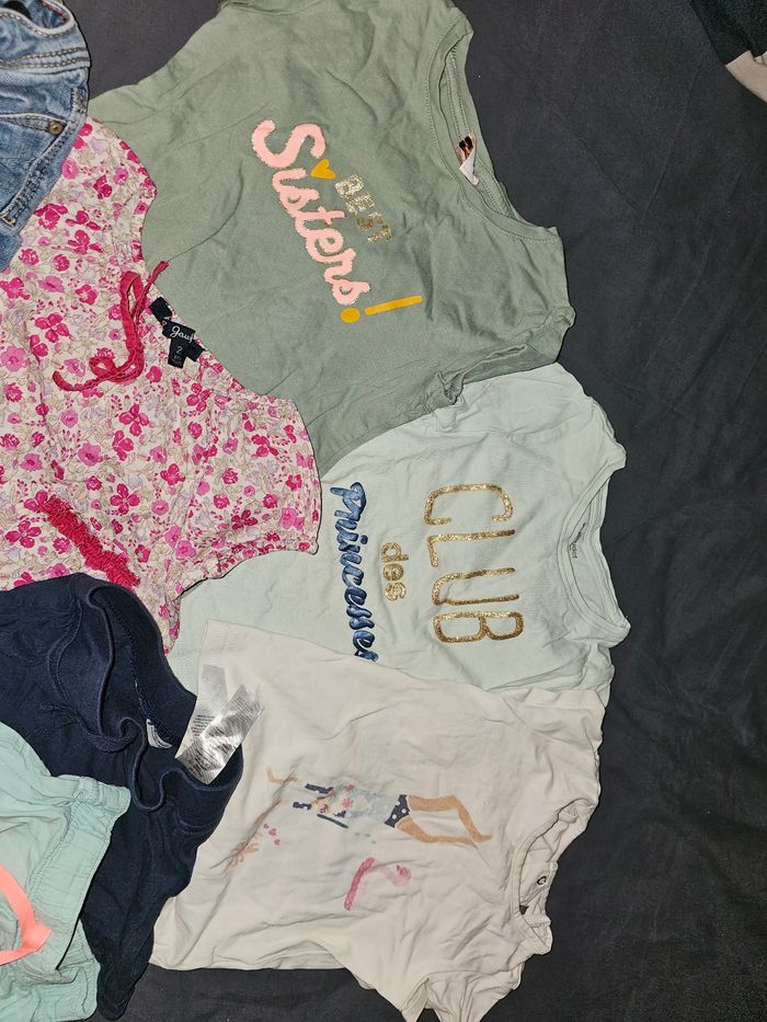 Lot vêtements 2 ans - photo numéro 4