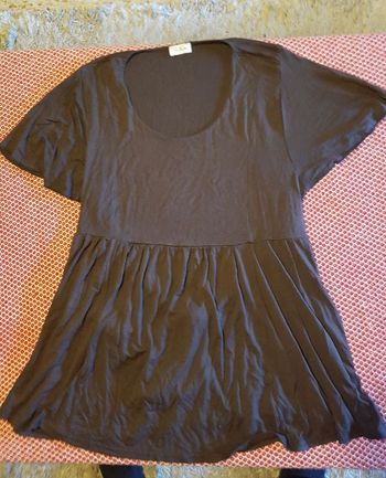 Tunique femme manche courte marron taille 46. Più forte