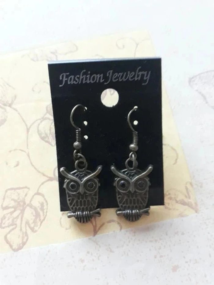 Lot de boucles d'oreilles neuves - photo numéro 3