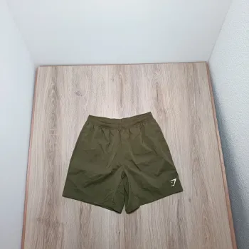 Short gymshark homme M kaki