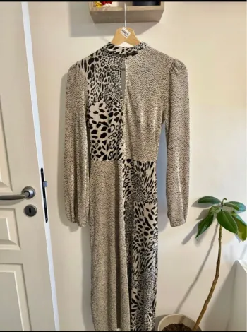 Robe dos nu léopard manche longue asos
