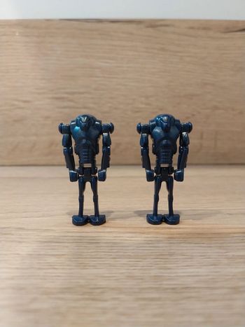 Figurines type lego 2 super droides de combats bleus star wars