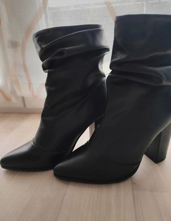 Bottines boots 36 noir plissé
