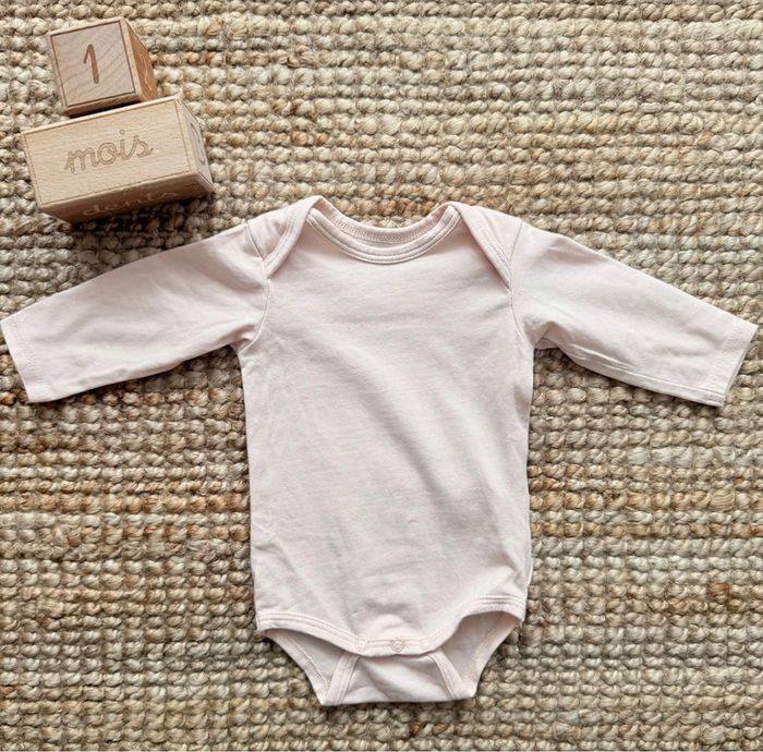 Body TAO 1mois / 54cm