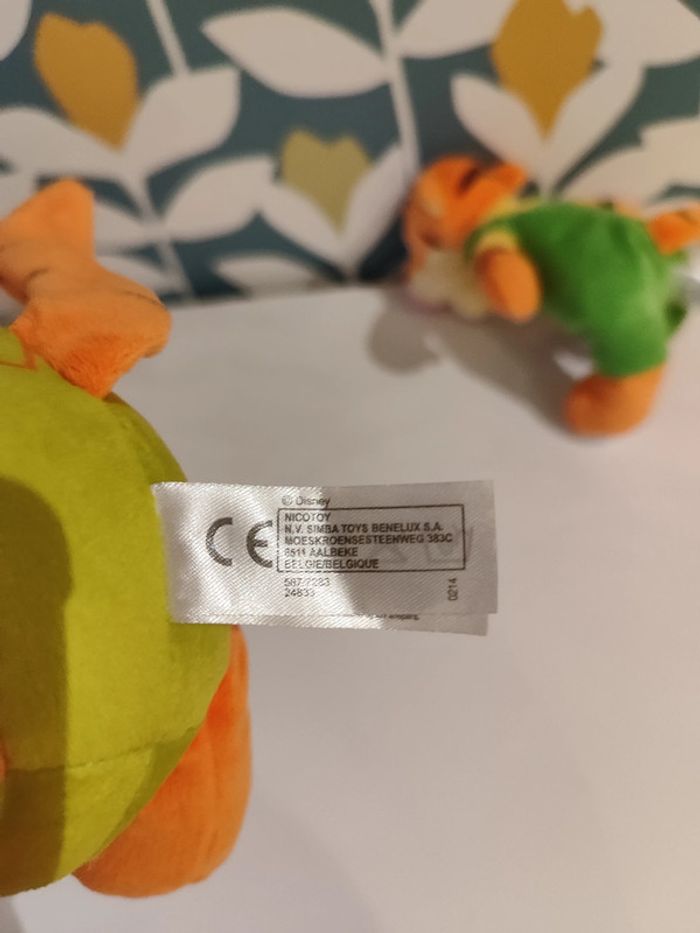 Peluche Tigrou Winnie l'ourson - photo numéro 3