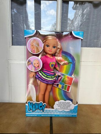 Nancy - Une journée mèches en couleur poupée 42cm