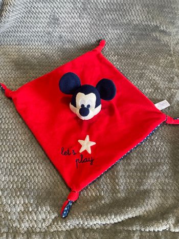 Doudou plat souris Mickey Mousse rouge bleu Let’s play étoile Disney Nicotoy