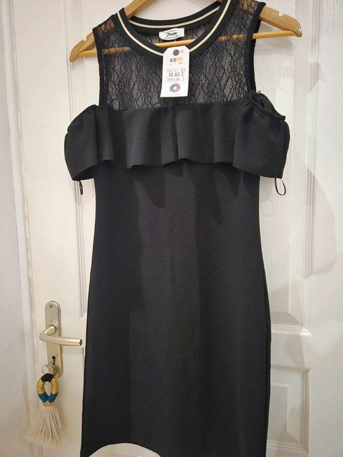 Petite robe noire 38 neuve - photo numéro 3