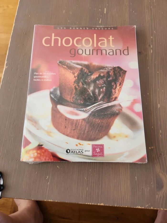 Livre 50 recettes Chocolat gourmand Neuf sous blister