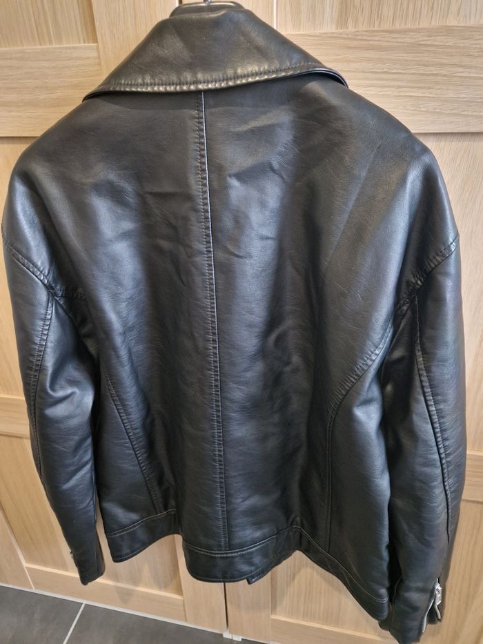 Veste simili cuir Zara T.13/14 ans - photo numéro 2