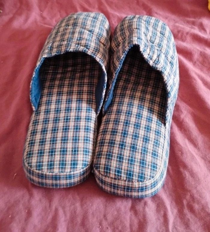 Chaussons pantoufles homme 40 - photo numéro 3