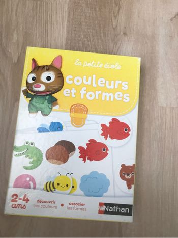 Jeu couleurs et formes  Nathan