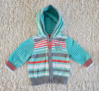 Gilet à capuche 1 mois