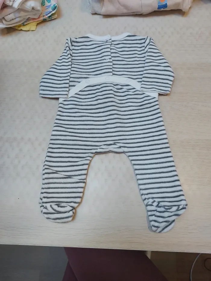 Pyjama - photo numéro 2