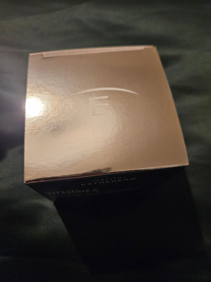 Gel creme anti- taches  Esthederm - photo numéro 2