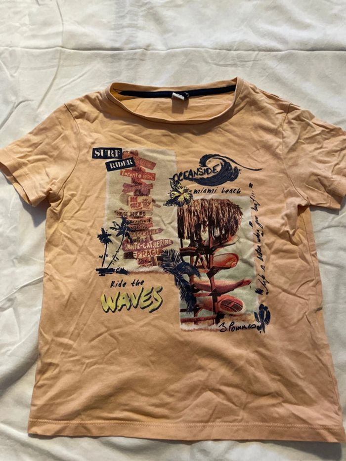 T shirt 3 pommes 5/6 ans