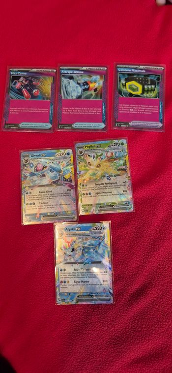 Pokémon évolutions prismatiques ev8.5 ex aquali Givrali dresseur 