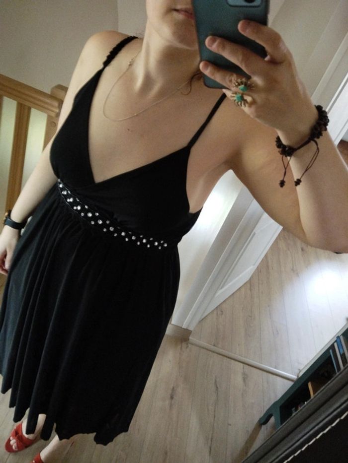 Superbe robe noire longueur midi mi mollets taille m - photo numéro 4