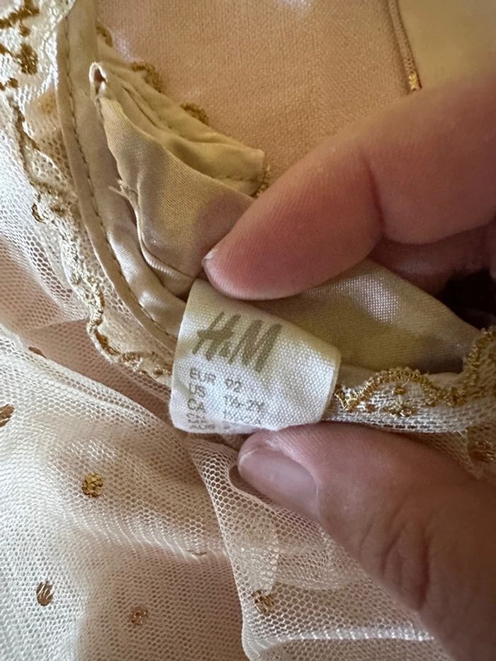 H&M magnifique robe dorée 92 - photo numéro 3