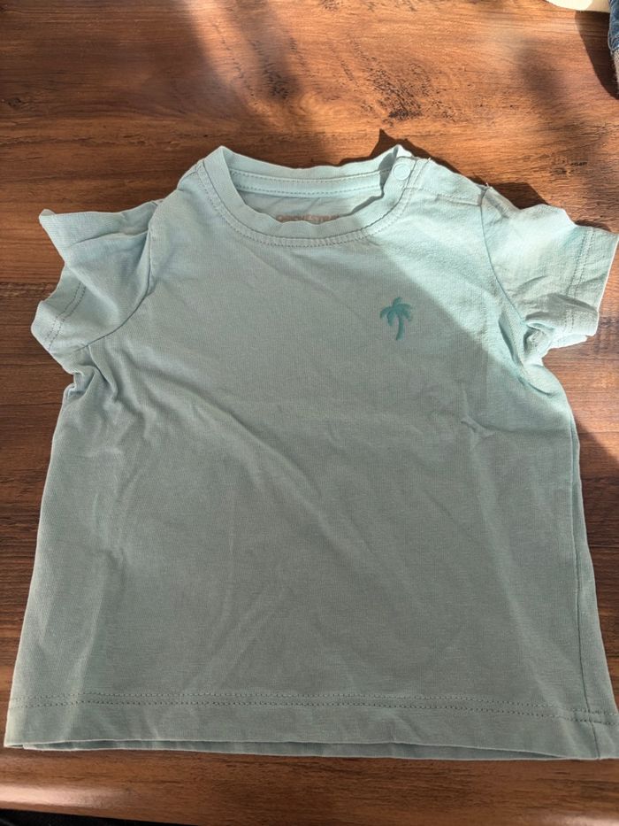 2 tee shirts - photo numéro 3
