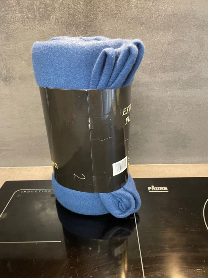 Plaid polaire marine - photo numéro 4